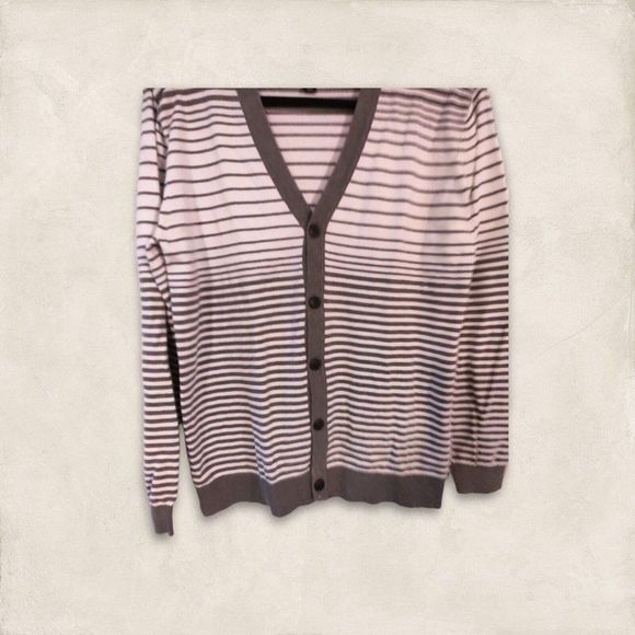 J.F J.Ferrar men’s Cardigan Sweater Gray White Stripe Long Sleeve Cotton M - Picture 2 of 8